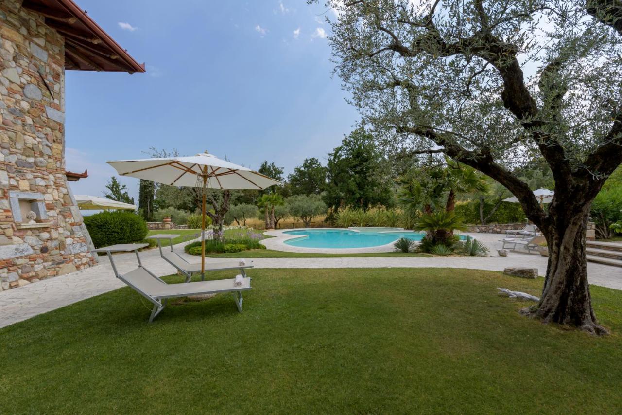 Villa Mario Resort Salo Bagian luar foto