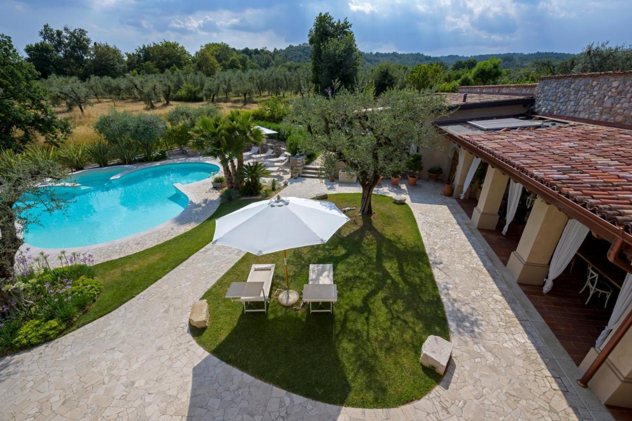 Villa Mario Resort Salo Bagian luar foto