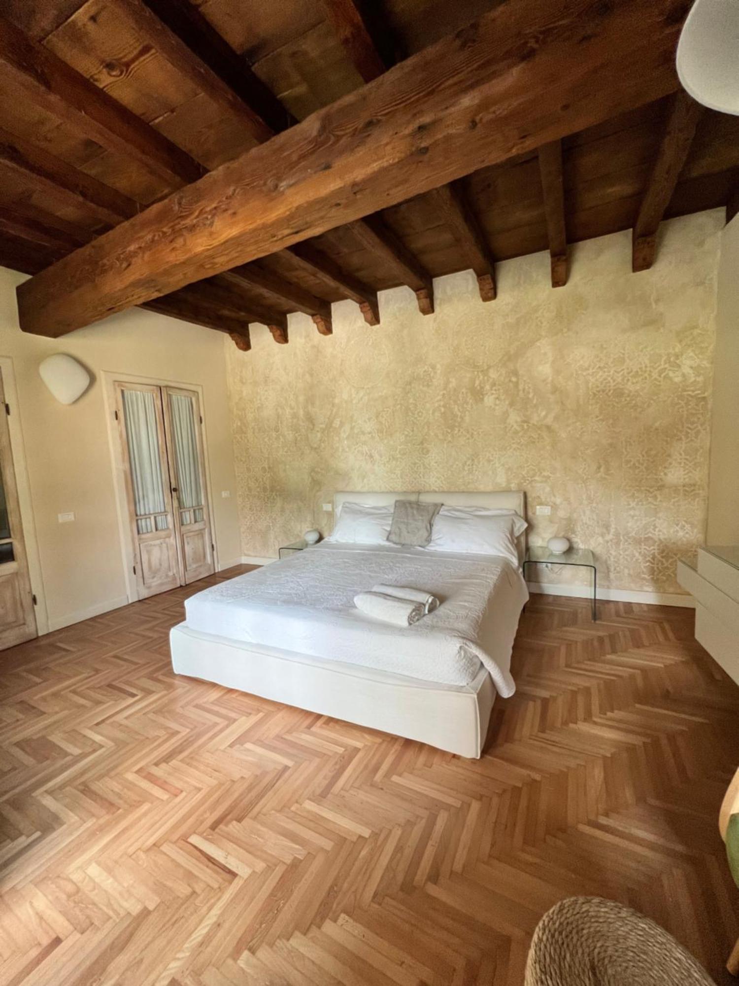 Villa Mario Resort Salo Bagian luar foto