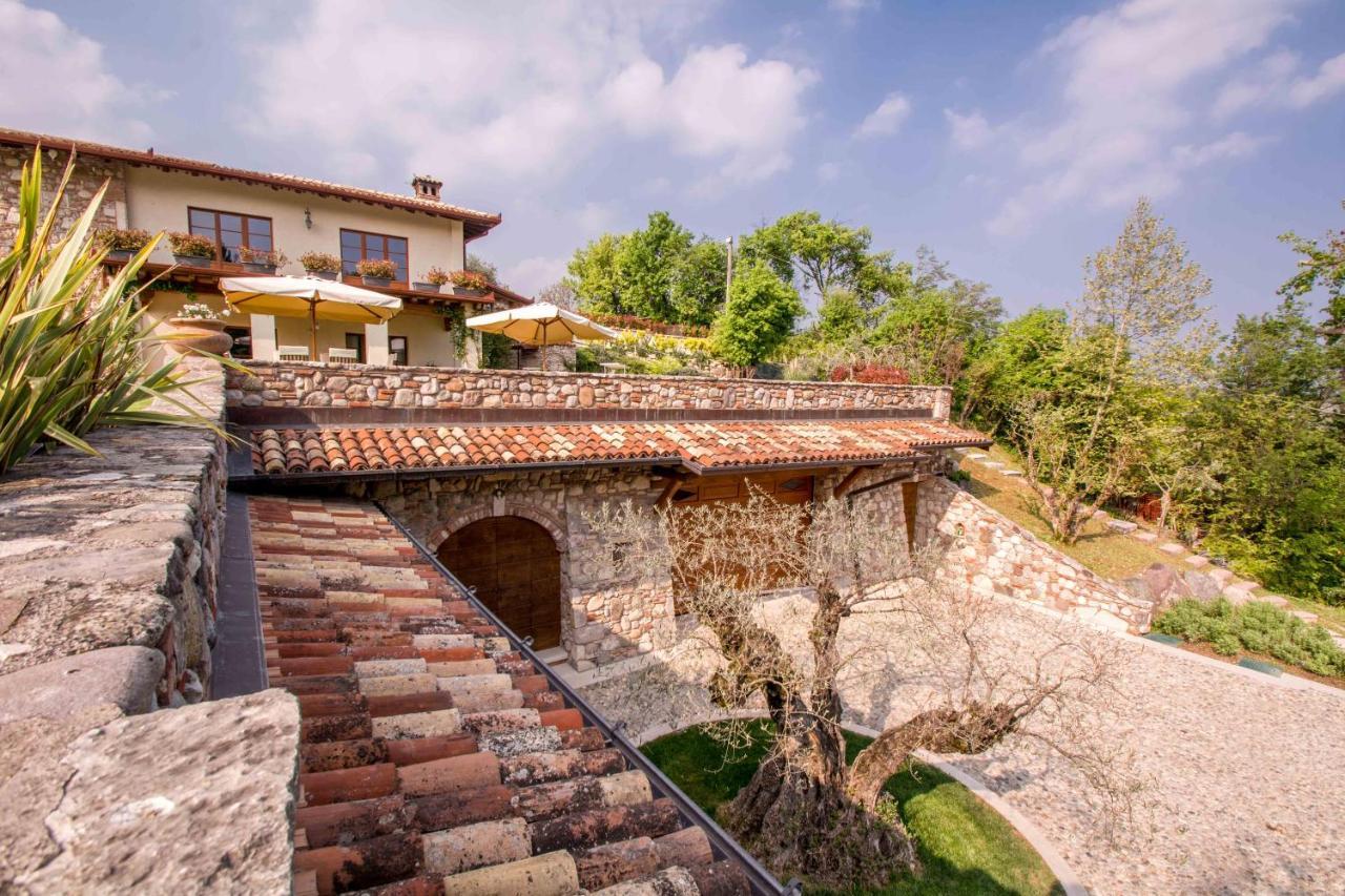 Villa Mario Resort Salo Bagian luar foto